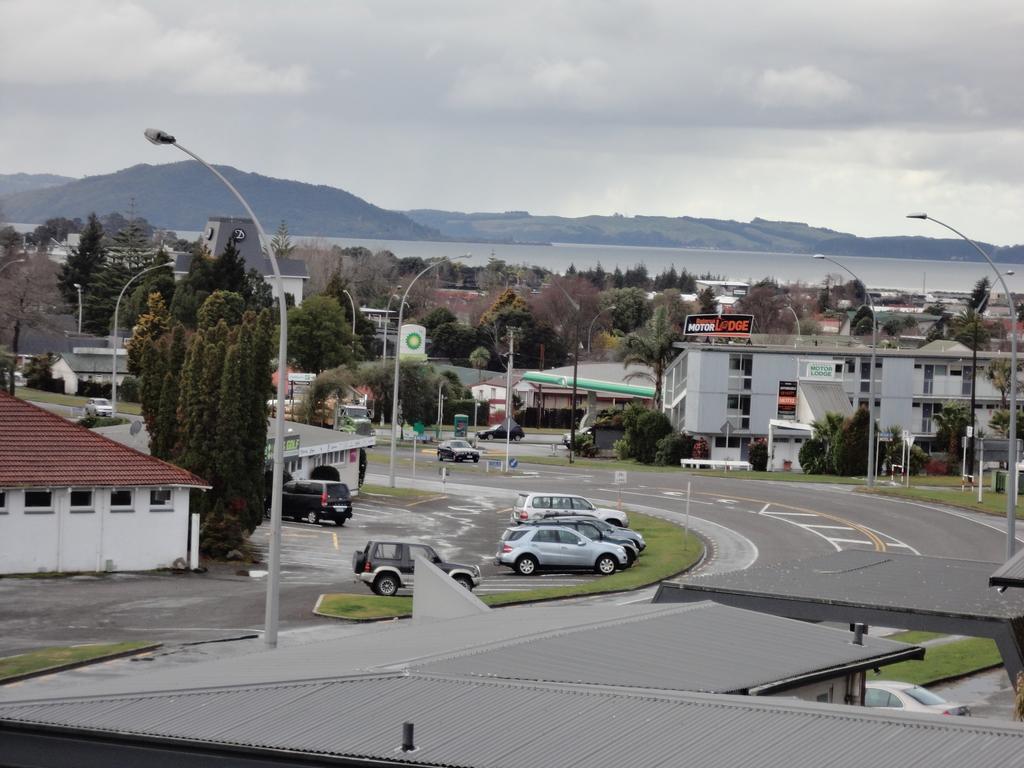 Silver Oaks Hotel - Geyserland Rotorua Exteriör bild