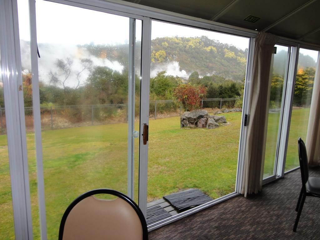 Silver Oaks Hotel - Geyserland Rotorua Exteriör bild